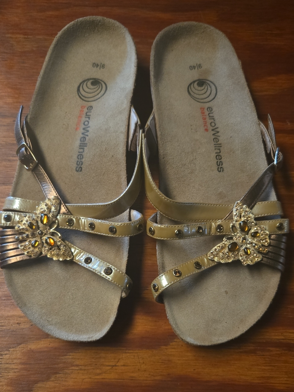 Eurowellness balance Women's Gold Embellished Butterfly Strap Sandals size 9